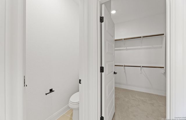 438 Nightingale Ave, Marion, TX 78124