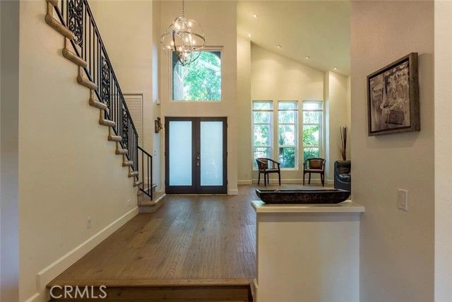 15232 Hartsook, Sherman Oaks, CA 91403