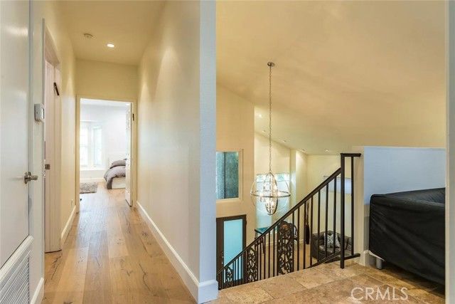 15232 Hartsook, Sherman Oaks, CA 91403