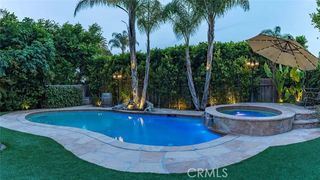 15232 Hartsook, Sherman Oaks, CA 91403