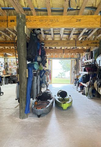 68 Dolphin Place, Freeport, FL 32439