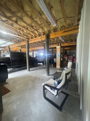 68 Dolphin Place, Freeport, FL 32439