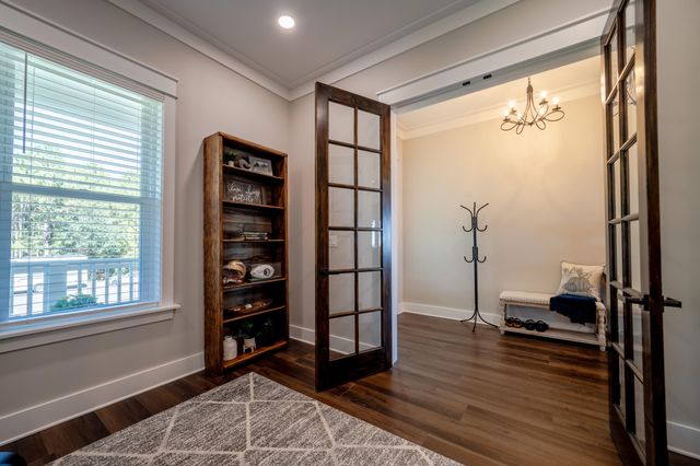 68 Dolphin Place, Freeport, FL 32439