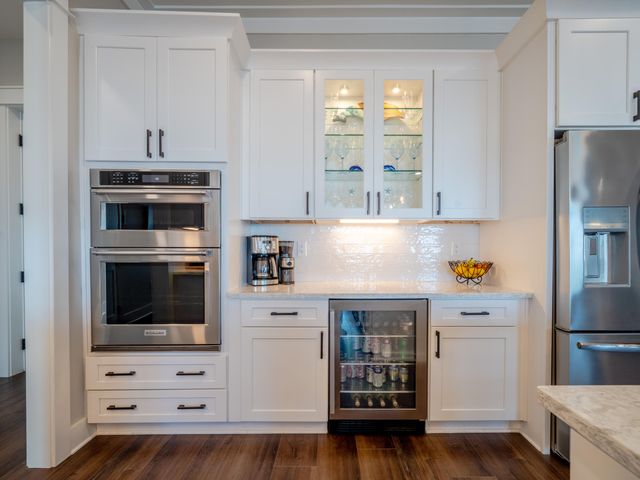 68 Dolphin Place, Freeport, FL 32439