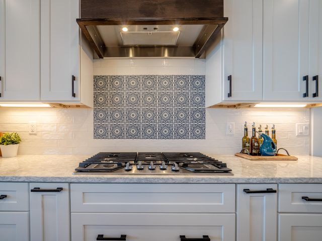 68 Dolphin Place, Freeport, FL 32439