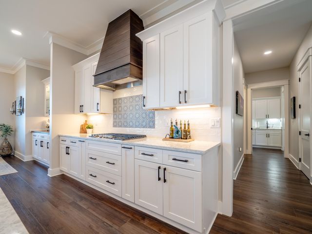 68 Dolphin Place, Freeport, FL 32439