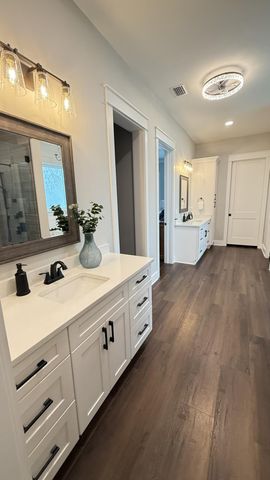 68 Dolphin Place, Freeport, FL 32439