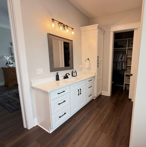 68 Dolphin Place, Freeport, FL 32439