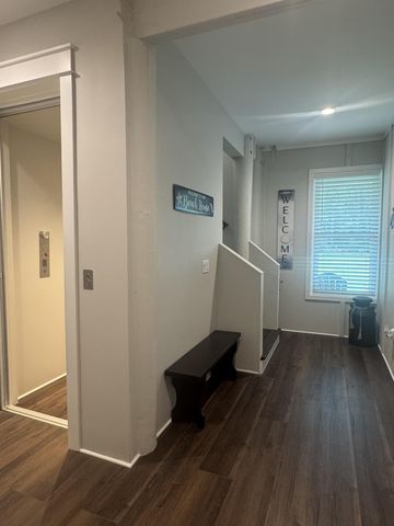 68 Dolphin Place, Freeport, FL 32439