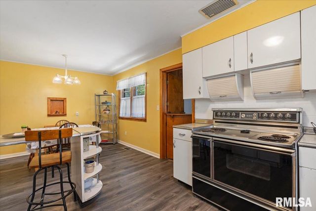 433 W LAWRENCE Avenue, Springfield, IL 62704