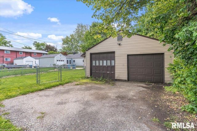 433 W LAWRENCE Avenue, Springfield, IL 62704