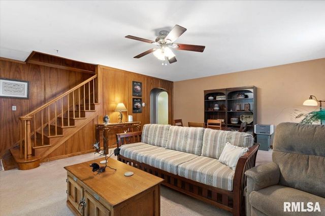 433 W LAWRENCE Avenue, Springfield, IL 62704