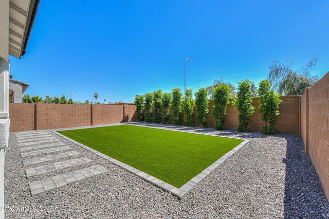 2431 W LOS ARBOLES Place, Chandler, AZ 85224