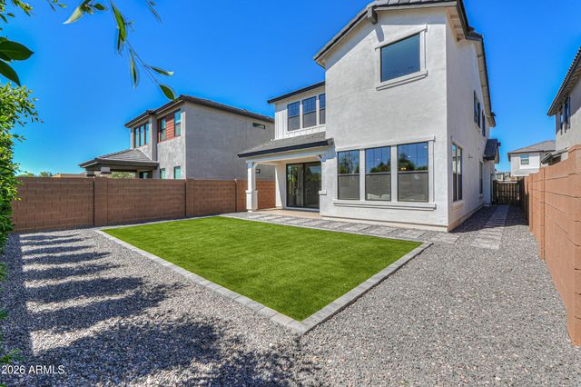 2431 W LOS ARBOLES Place, Chandler, AZ 85224