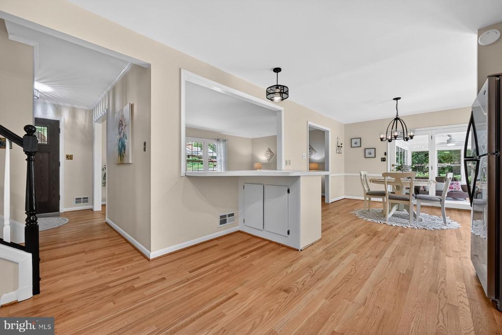Image 19 of property listing at 3 SAINT ANDREWS CROSSOVER, Severna Park, MD 21146