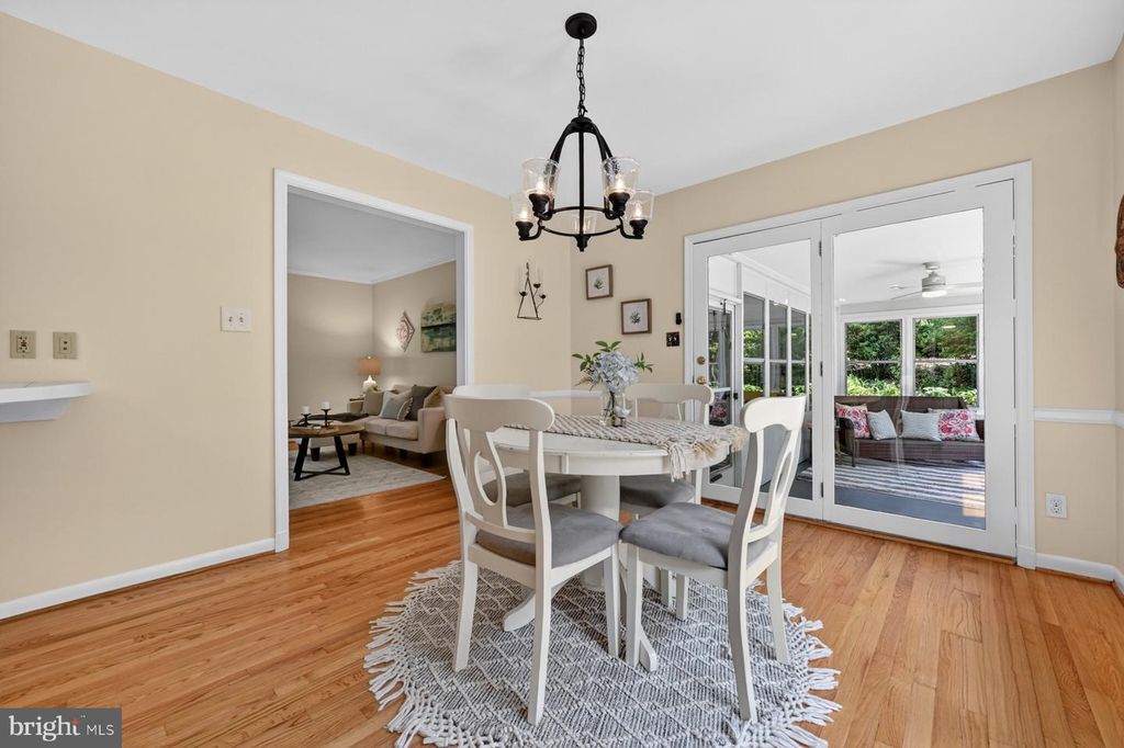 Image 21 of property listing at 3 SAINT ANDREWS CROSSOVER, Severna Park, MD 21146