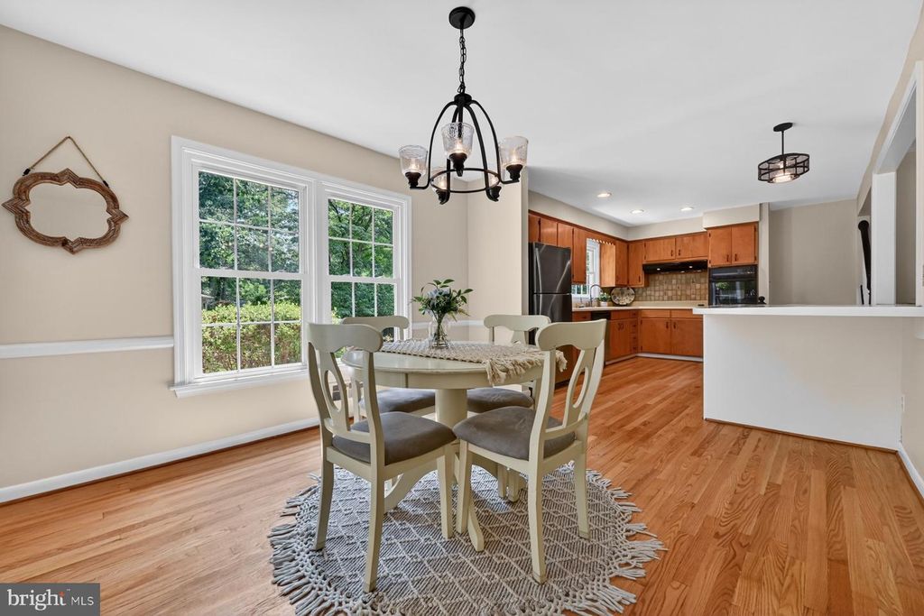 Image 22 of property listing at 3 SAINT ANDREWS CROSSOVER, Severna Park, MD 21146