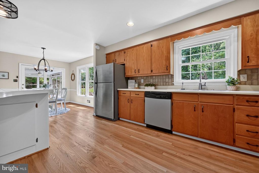 Image 23 of property listing at 3 SAINT ANDREWS CROSSOVER, Severna Park, MD 21146