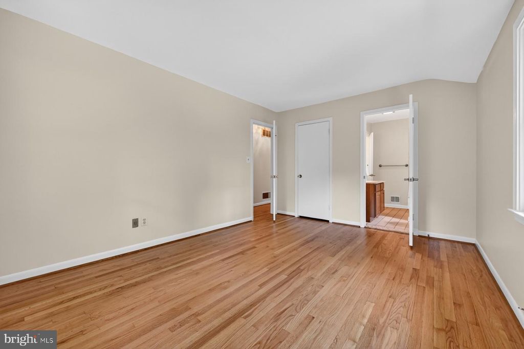 Image 31 of property listing at 3 SAINT ANDREWS CROSSOVER, Severna Park, MD 21146