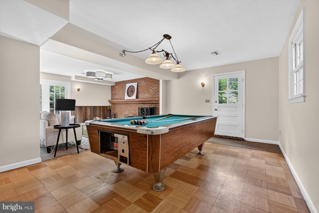 Image 45 of property listing at 3 SAINT ANDREWS CROSSOVER, Severna Park, MD 21146