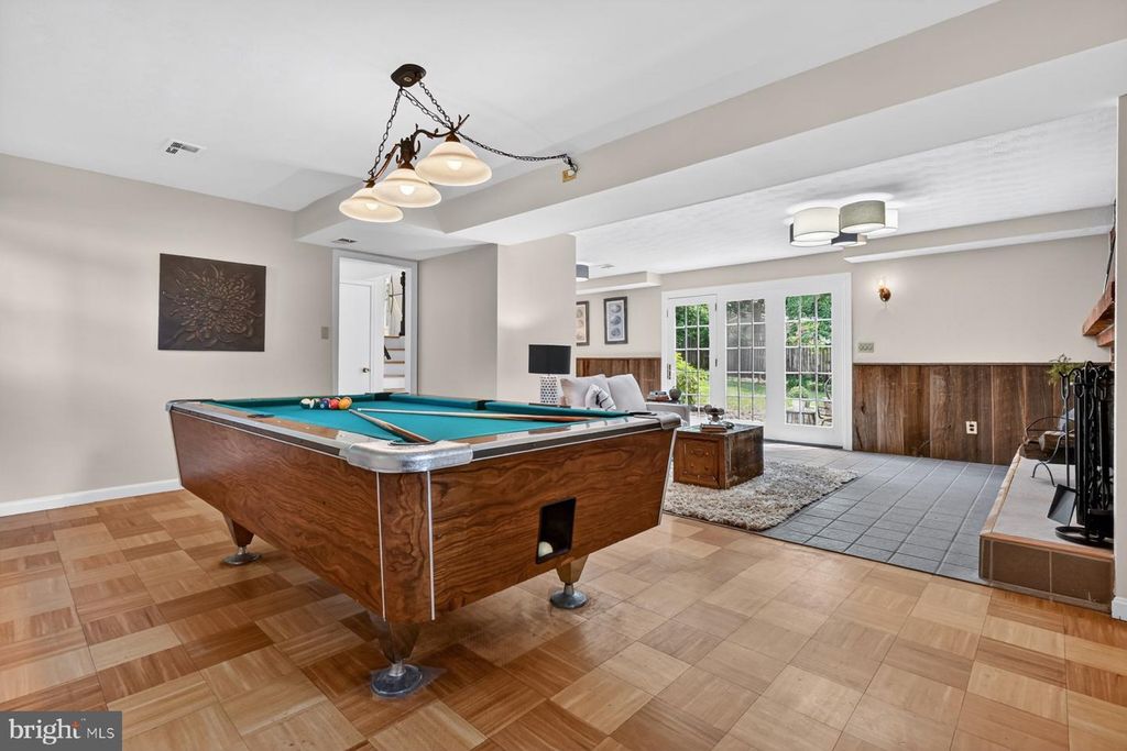 Image 46 of property listing at 3 SAINT ANDREWS CROSSOVER, Severna Park, MD 21146