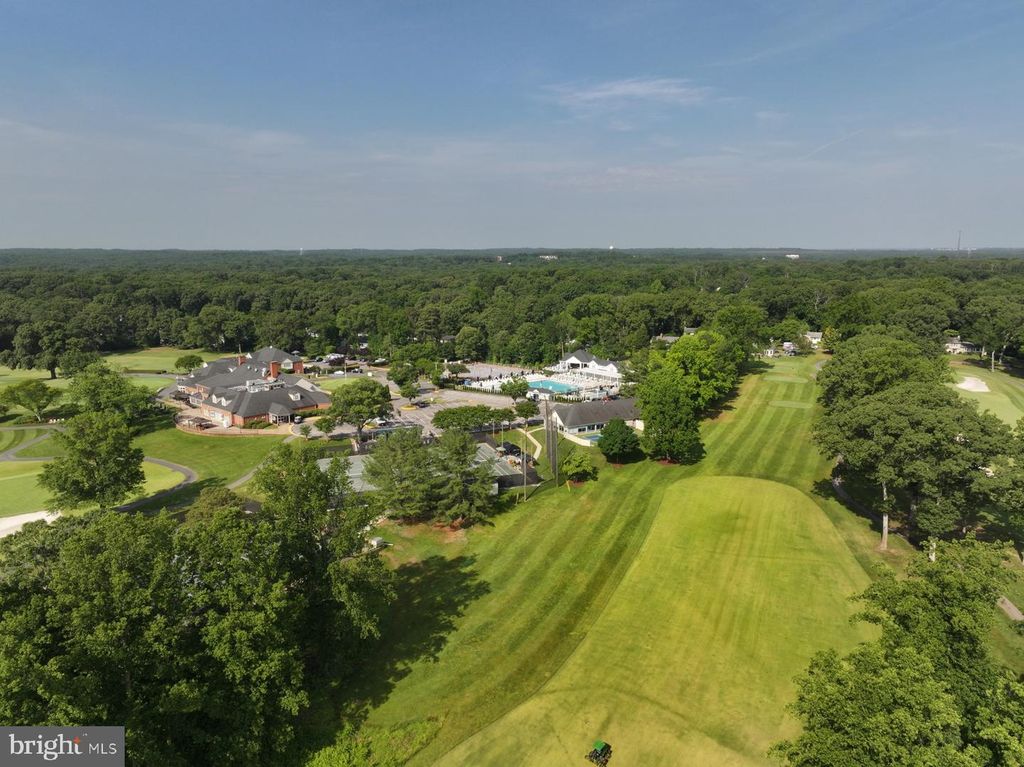 Image 55 of property listing at 3 SAINT ANDREWS CROSSOVER, Severna Park, MD 21146