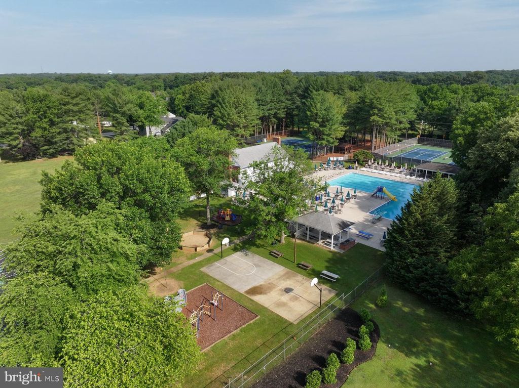 Image 58 of property listing at 3 SAINT ANDREWS CROSSOVER, Severna Park, MD 21146