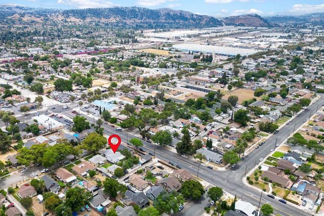 793 William, Pomona, CA 91768