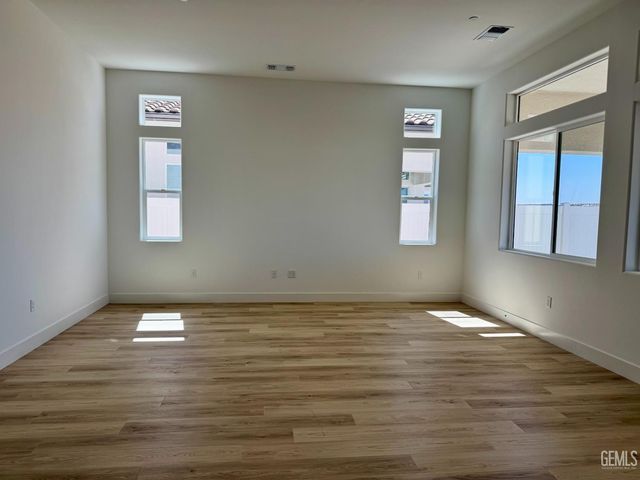 14736 Whittington Street, Bakersfield, CA 93311