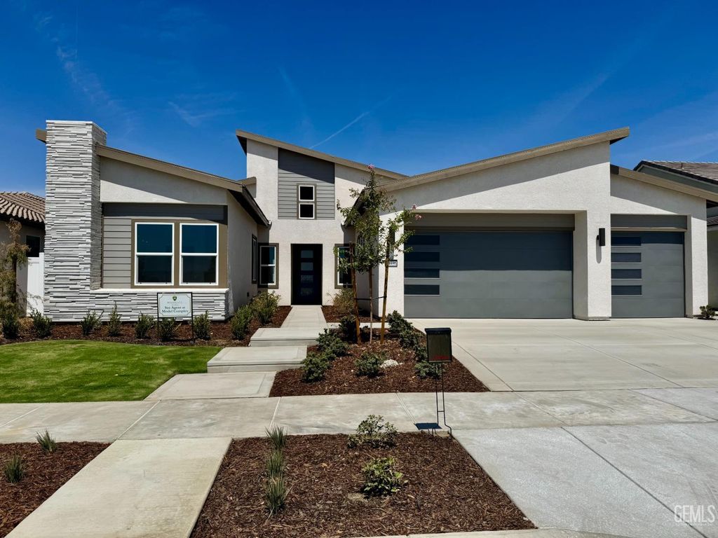 14736 Whittington Street, Bakersfield, CA 93311