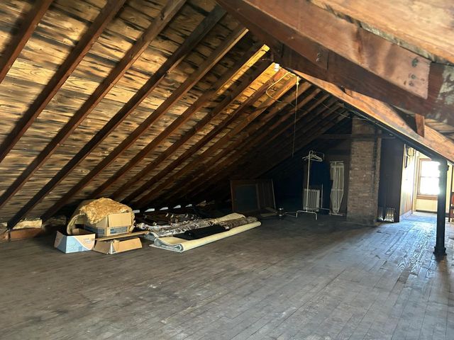 2922 W Mitchell STREET, Milwaukee, WI 53215