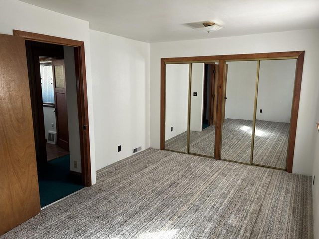 2922 W Mitchell STREET, Milwaukee, WI 53215