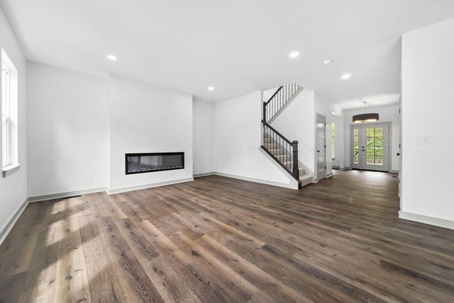 3770 Minnesota Avenue, Columbus, OH 43219