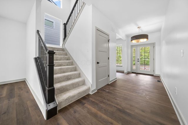 3770 Minnesota Avenue, Columbus, OH 43219