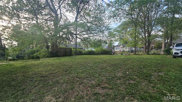 6555 Plymouth Avenue, University City, MO 63130
