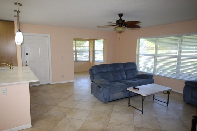 190 South Boulevard, Boynton Beach, FL 33435