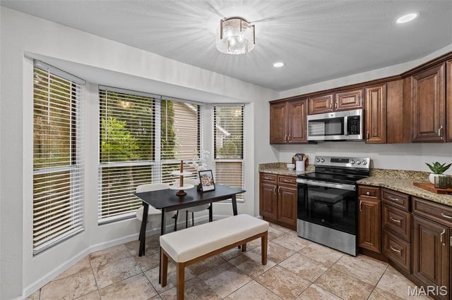 659 Foxtail Drive, Florissant, MO 63034