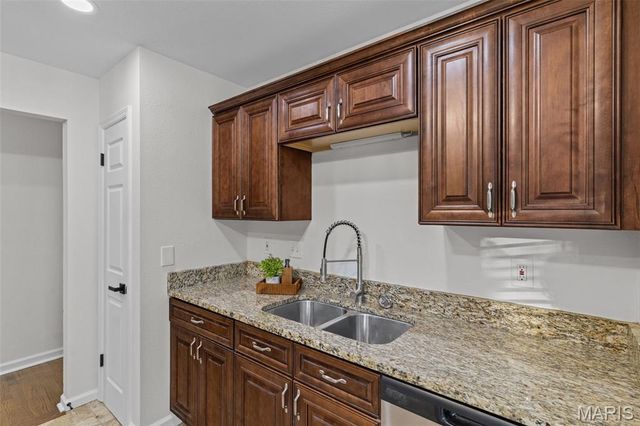 659 Foxtail Drive, Florissant, MO 63034