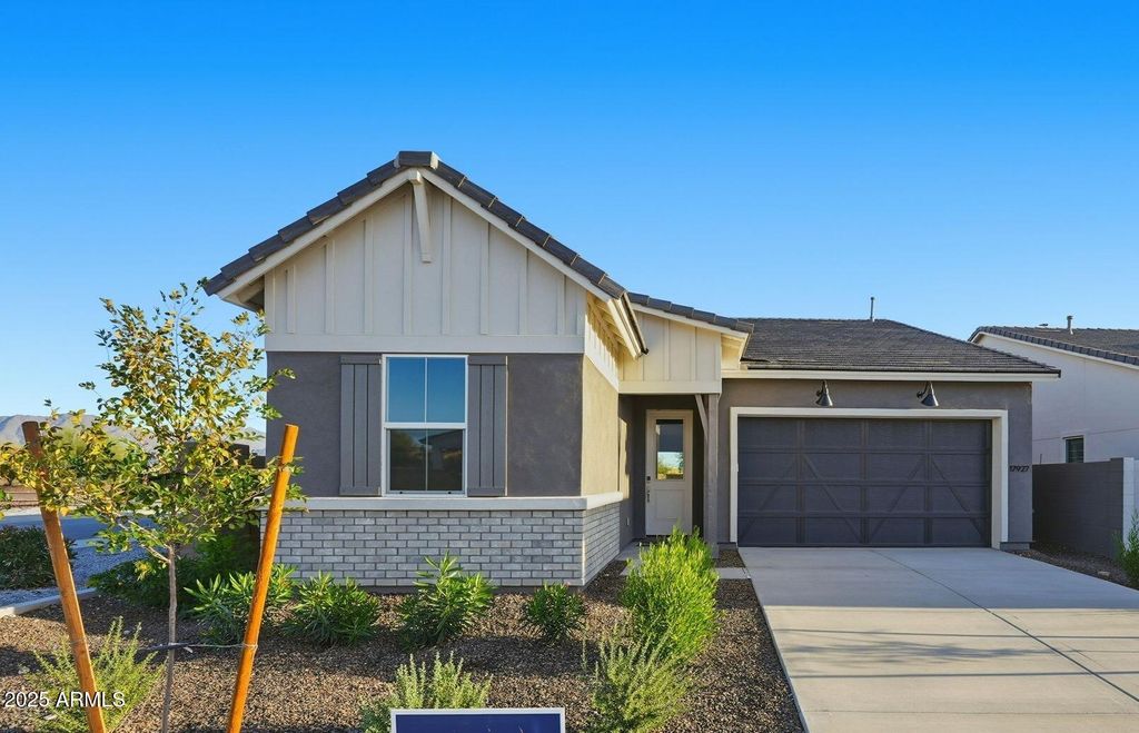 17927 W LONG LAKE Road, Goodyear, AZ 85338