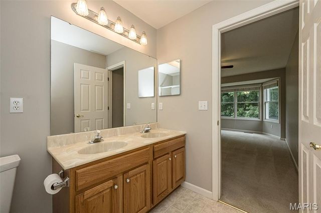 46 Soenker Circle, St Peters, MO 63376