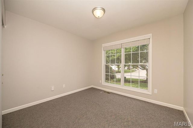 46 Soenker Circle, St Peters, MO 63376