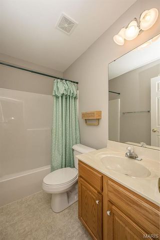 46 Soenker Circle, St Peters, MO 63376