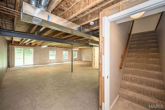 46 Soenker Circle, St Peters, MO 63376