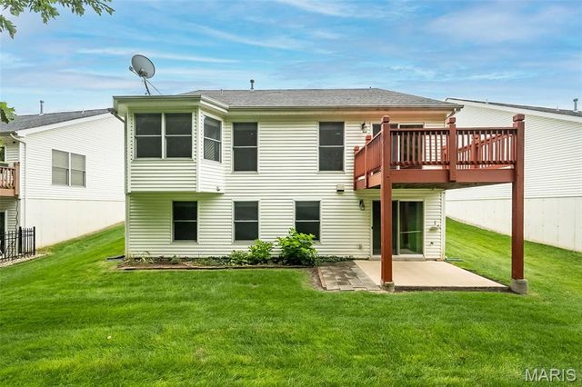 46 Soenker Circle, St Peters, MO 63376
