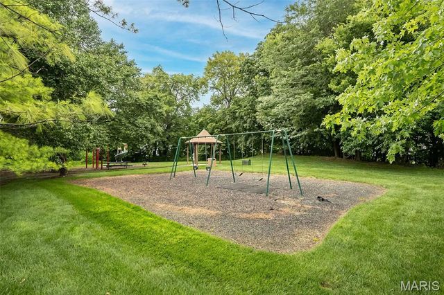 46 Soenker Circle, St Peters, MO 63376