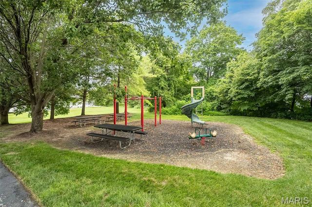 46 Soenker Circle, St Peters, MO 63376