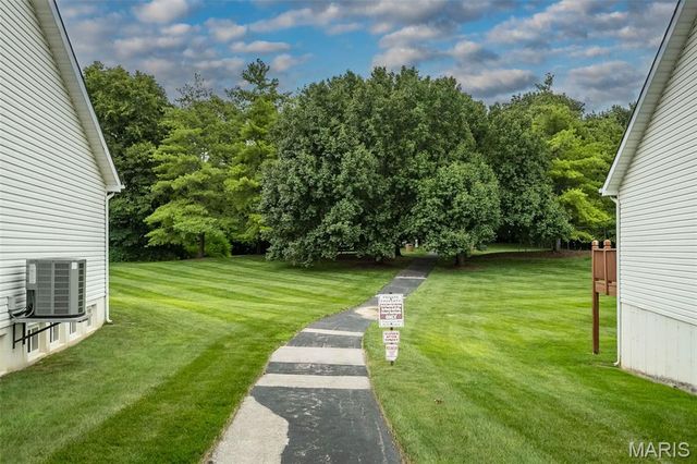 46 Soenker Circle, St Peters, MO 63376