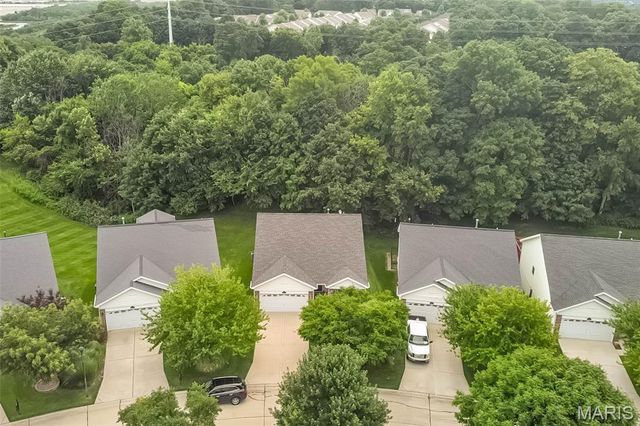 46 Soenker Circle, St Peters, MO 63376