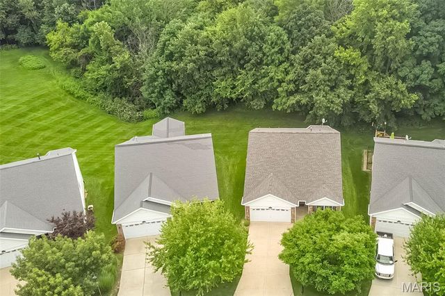 46 Soenker Circle, St Peters, MO 63376