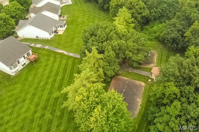 46 Soenker Circle, St Peters, MO 63376